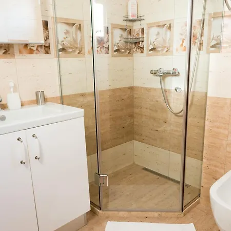 Romexpo Luxury - Aproape De Centru Si Parc Herastrau! Бухарест